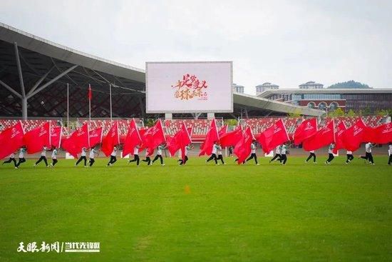 还有塔西罗维奇，我非常喜欢他，因为他很有潜力，但他也不得不在今夏转会离开。